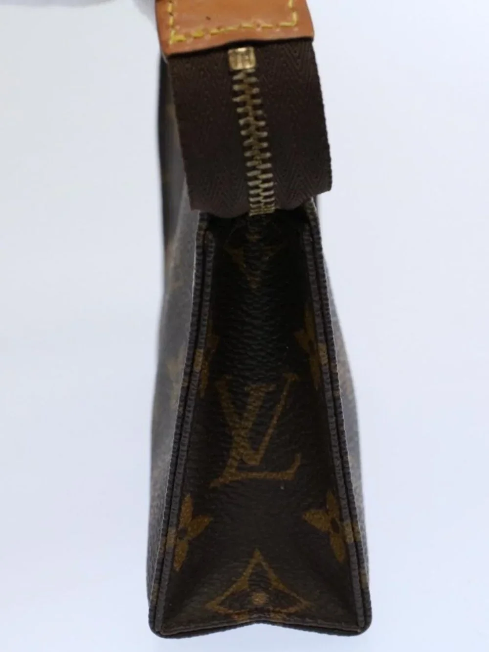 LOUIS VUITTON Monogram Poche Toilette 15 Pouch M47546 LV Auth th4338
